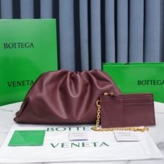 Bottega Veneta Pouch Clutch Bags